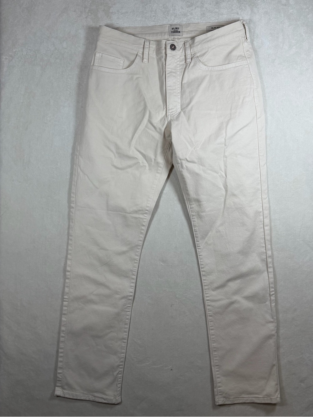Flint and Tinder 32W 30L Slim Fit Men’s Classic Chinos - Huckberry